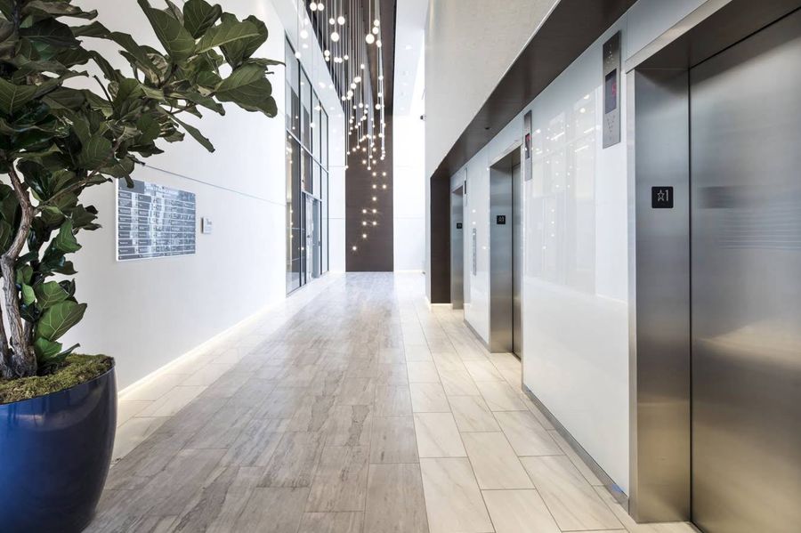 The elevator lobby on the way up to Suite 301